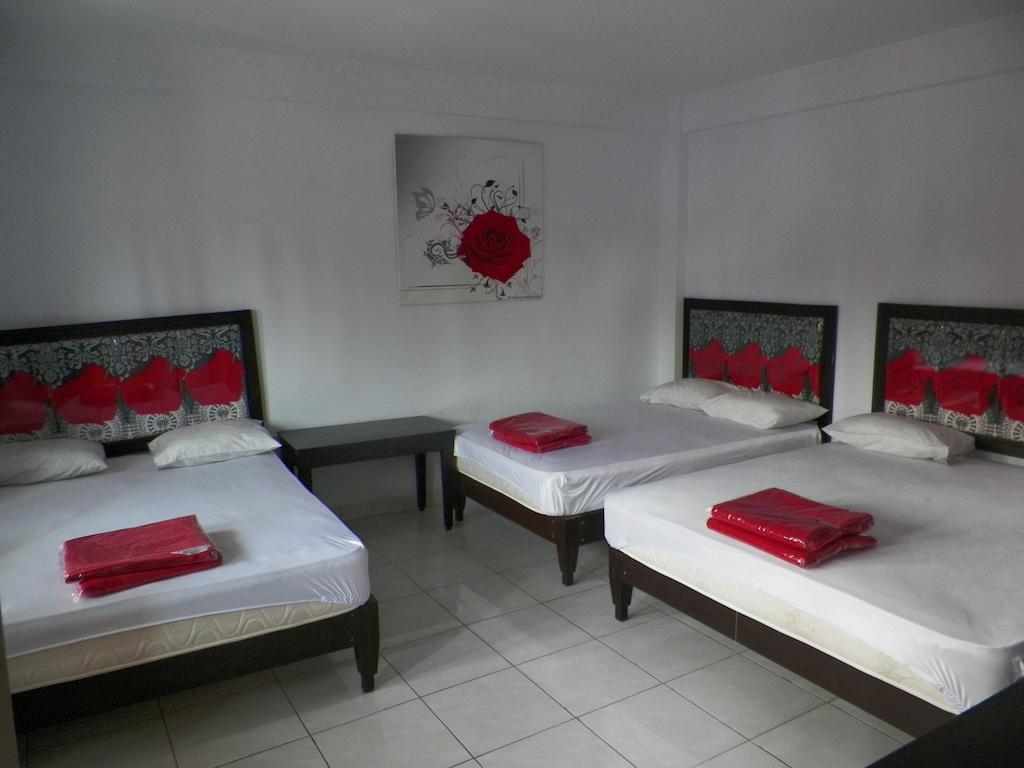Rose Inn Pangandaran Room photo