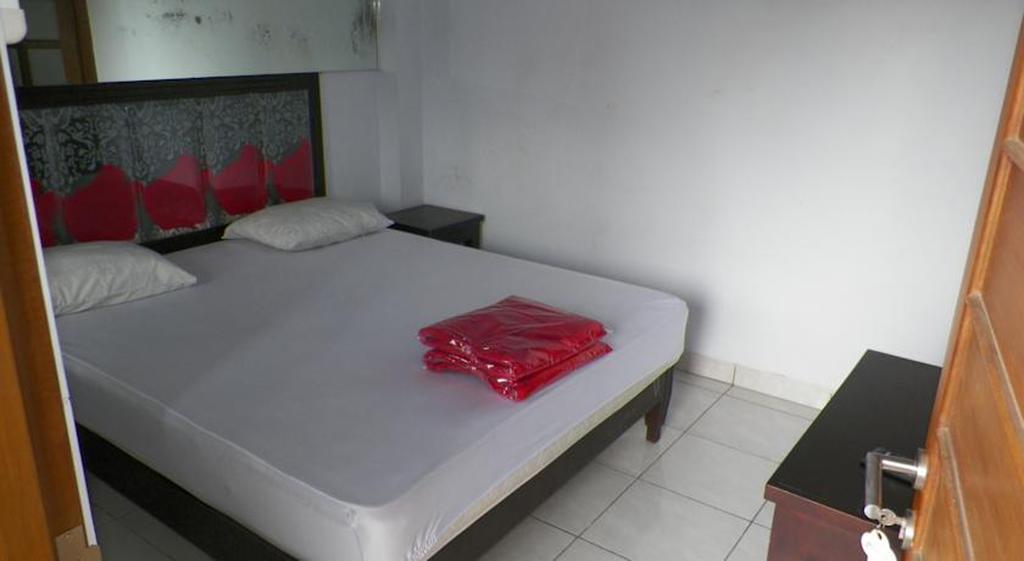 Rose Inn Pangandaran Exterior photo